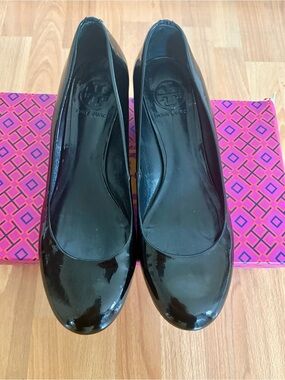 Tory Burch Black Patent Leather Round-Toe Wedge Pumps